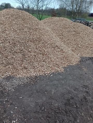 Douglas houtsnippers beschikbaar voor biedingen