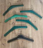 Vintage retro kledinghangers groen zwart studs 6 stuks, Ophalen of Verzenden, Zo goed als nieuw