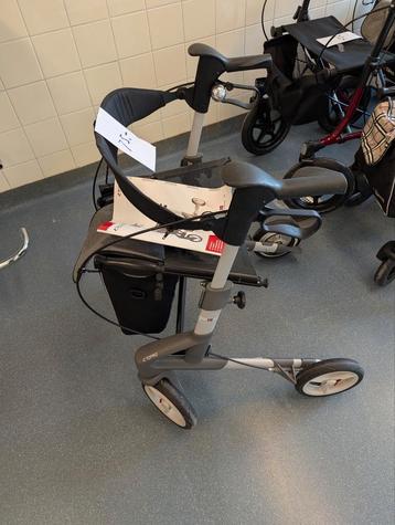 Topro lichtgewicht rollator. Diverse te koop beschikbaar voor biedingen