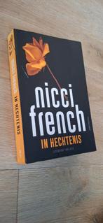 Nicci French - In hechtenis - special DPG Media, Ophalen, Zo goed als nieuw, Nicci French
