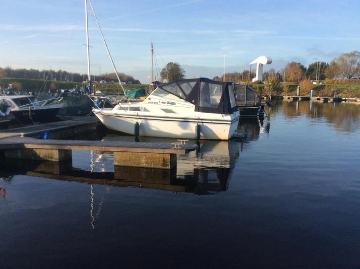 Fairline holiday polyester boot, Watersport en Boten, Motorboten en Motorjachten, Gebruikt, Polyester, 6 tot 9 meter, Benzine