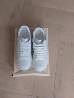 Alexander McQueen  Nieuw, Wit, Nieuw, Ophalen of Verzenden, Sneakers of Gympen