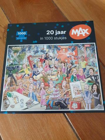 9 puzzels 1000 stukjes beschikbaar voor biedingen