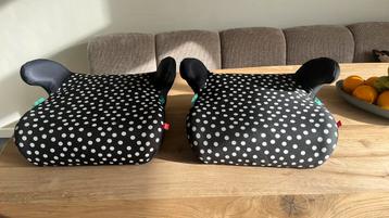 2 x auto opzetzitje / booster / stoelverhoger HEMA z.g.a.n. beschikbaar voor biedingen