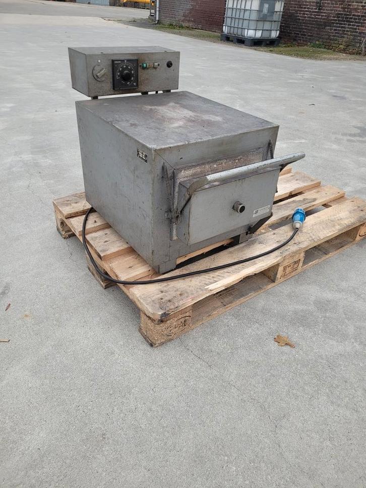 Gloeioven hardingsoven bakoven smektoven oven smeedoven 220v, Doe-het-zelf en Verbouw, Gereedschap | Overige machines, Gebruikt