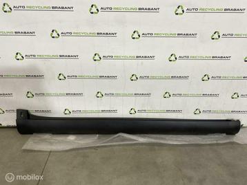 Dorpelkap Rechts Citroen C4 Cactus FACELIFT NIEUW 98235769XT beschikbaar voor biedingen