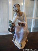 Lladro gres beeld Poetic moment - #2299, Ophalen of Verzenden, Zo goed als nieuw, Mens