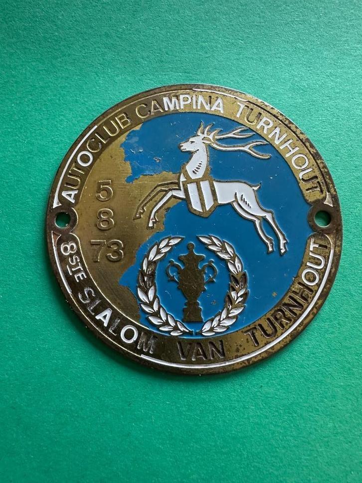 Mooi Autoclub Campina Turnhout badge. Voor Uw Oldtimer., Verzamelen, Merken en Reclamevoorwerpen, Gebruikt, Overige typen, Ophalen of Verzenden