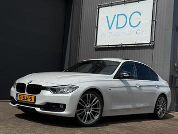 BMW 3-serie 320i High Executive | M-Performance | Leder | Sc beschikbaar voor biedingen