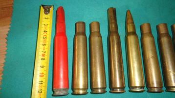 .50 huls set kaliber 12.7 leeg 8 stuks leger soldaat beschikbaar voor biedingen