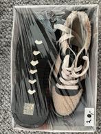 Gympen met Teddy, Ophalen of Verzenden, Nieuw, Sneakers of Gympen