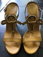 Gucci schoenen dames, Kleding | Dames, Schoenen, Geel, Gucci, Gedragen, Sandalen of Muiltjes