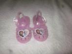 Nieuwe lila zwemschoentjes Frozen met Anna en Elsa maat 21, Kinderen en Baby's, Babykleding | Baby-zwemkleding, Zwemschoenen, Meisje