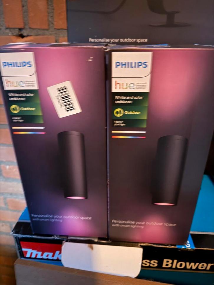 Philips Hue Appear Wandlamp - Nieuw in doos!, Tuin en Terras, Buitenverlichting, Nieuw, Wandlamp, Aluminium, Minder dan 50 watt