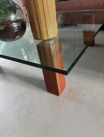 Glazen Salontafel met Kersenhouten Poten - 100x100cm beschikbaar voor biedingen