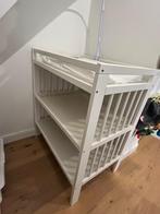 Gratis af te halen: Box + verschoontafel, Kinderen en Baby's, Ophalen, Gebruikt, In hoogte verstelbaar, Vierkant