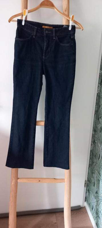 MAC JEANS RECHTE PIJP MODEL ANGELINA BLAUW maat 36 beschikbaar voor biedingen