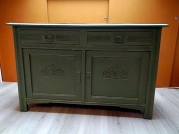 BROCANTE KASTJE / TV MEUBEL beschikbaar voor biedingen