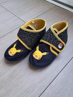 K28 Pikachu pantoffels maat 31, Gebruikt, Pokemon, Overige typen, Ophalen of Verzenden