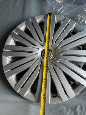 Wieldoppen 15 inch volkwagen polo beschikbaar voor biedingen