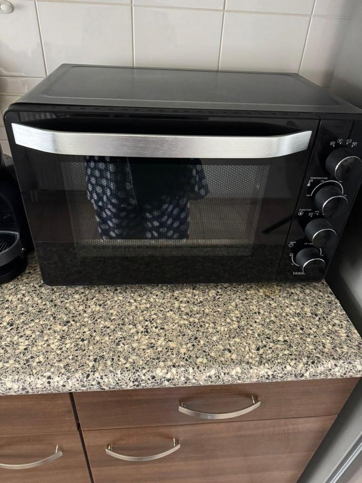Blokker Oven BL-94001 - 23 Liter, Witgoed en Apparatuur, Ovens, Gebruikt, Vrijstaand, Oven, Minder dan 45 cm, Hete lucht, Ophalen