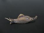 Oude aparte broche vis 70's, Sieraden, Tassen en Uiterlijk, Antieke sieraden, Ophalen of Verzenden, Overige materialen, Broche