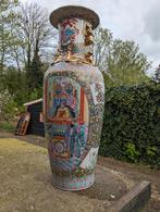 Grote Chinese vaas. Vorige eeuw. €400. 135 cm hoog, Antiek en Kunst, Kunst | Niet-Westerse kunst, Ophalen