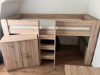kinderslaapkamer bed + trapje, bureau, kastje en bureaustoel, Ophalen, Zo goed als nieuw, 180 cm of meer, 70 tot 85 cm