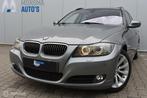 BMW 325d AUT. Touring Spacegrau Pano Leder Xenon Trekhaak 17, Automaat, Euro 5, Achterwielaandrijving, Zwart