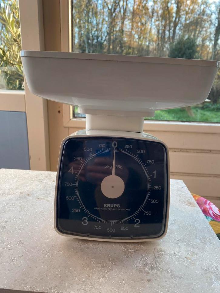 Retro Analoge Keukenweegschaal - Krups, Witgoed en Apparatuur, Weegschalen, Gebruikt, Analoog, Keukenweegschaal, 1 tot 500 gram