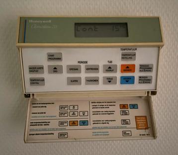 Honeywell Chronotherm III Thermostaat beschikbaar voor biedingen