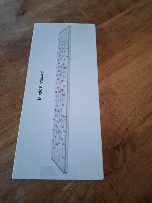 Apple Magic Keyboard, Computers en Software, Toetsenborden, Nieuw, Overige indelingen, Ophalen of Verzenden