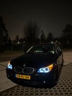 BMW 5-Serie 3.0 I 530 AUT 2004 Zwart, Auto's, Automaat, Euro 5, Achterwielaandrijving, Zwart
