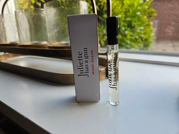 Juliette has a gun miami shake eau de parfum 5 ml beschikbaar voor biedingen