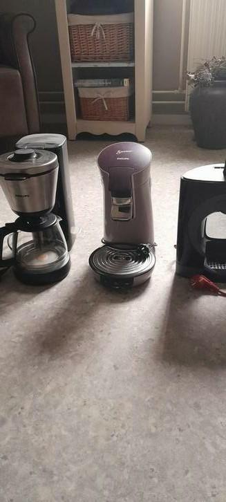 Tk 2 koffieautomaten dolce gusto en Philips filterkoffie, Witgoed en Apparatuur, Koffiezetapparaten, Zo goed als nieuw, Koffiemachine