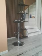 2 barkrukken (zelfde model), Huis en Inrichting, Barkrukken, Ophalen, Zo goed als nieuw