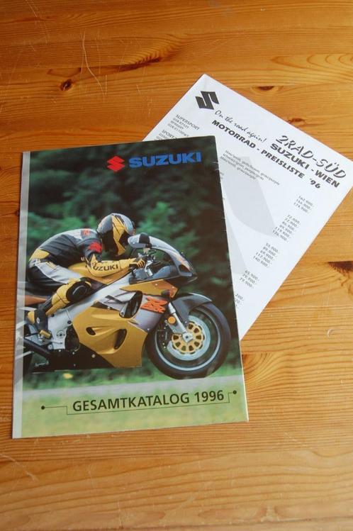 Suzuki GSX-R 750 poster en modellen 1996 met prijslijst, Motoren, Handleidingen en Instructieboekjes, Suzuki, Verzenden