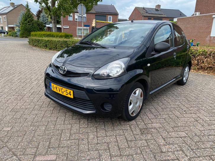 Toyota Aygo 1.0 VVT-i Now, Auto's, Toyota, Bedrijf, Te koop, Aygo, ABS, Airbags, Airconditioning, Centrale vergrendeling, Elektrische ramen