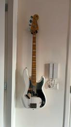 Fender Squier precision bass, Ophalen of Verzenden, Zo goed als nieuw
