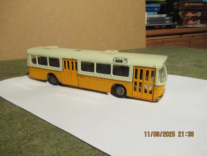 Tekno Scania  Bus  851  cr-76, Hobby en Vrije tijd, Modelauto's | 1:50, Gebruikt, Bus of Vrachtwagen, Tekno, Ophalen of Verzenden