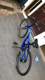 Mooie blauwe kinder fiets, Fietsen en Brommers, Fietsen | Kinderfietsjes, Ophalen, Minder dan 16 inch