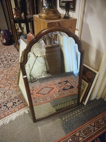 Soester spiegel. 45 euro antieke spiegel beschikbaar voor biedingen