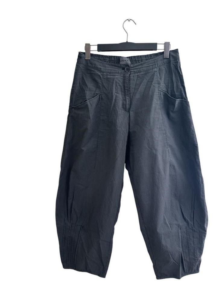 Oska broek L, Kleding | Dames, Broeken en Pantalons, Zo goed als nieuw, Maat 42/44 (L), Grijs, Lang, Ophalen of Verzenden