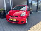 Toyota Aygo 1.0-12V NIEUWE APK !, Voorwielaandrijving, Stof, Gebruikt, Zwart
