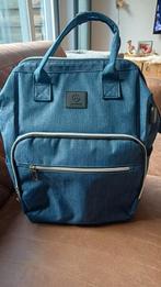 Stevige rugtas met laptopvak, Ophalen, Zo goed als nieuw, 25 tot 40 cm