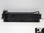 Oliekoeler BMW M5 E60 S85 V10 S85B50 17222282499, Gebruikt, Ophalen of Verzenden, BMW, BMW