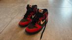 Nike dunk high basketball schoen maat 38 zwart-rood, Ophalen of Verzenden, Zo goed als nieuw, Nike, Jongen of Meisje