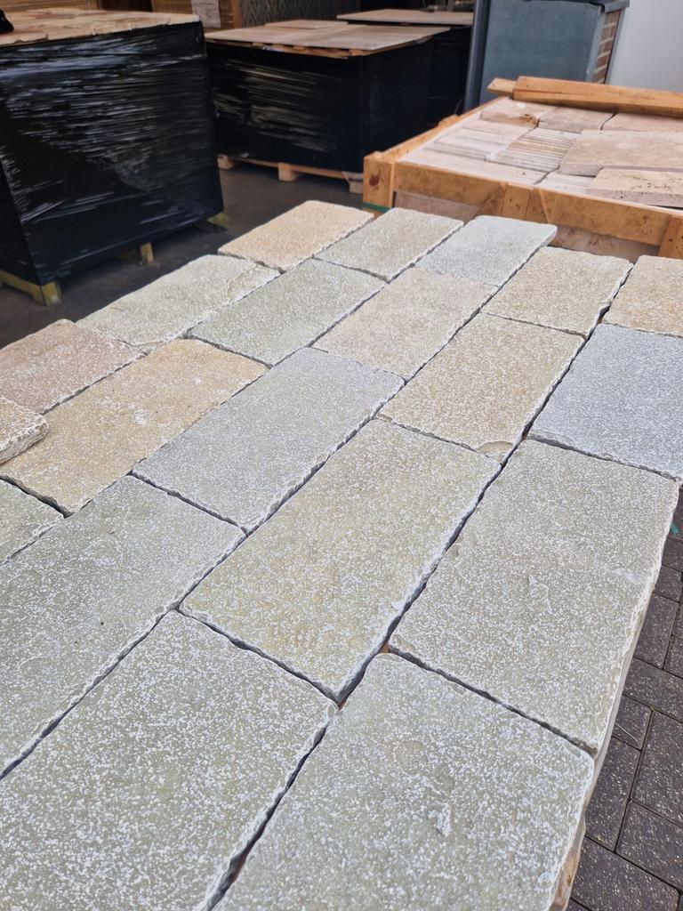 PAVES DALLEN TEGELS NATUURSTEEN VLOER €45,-PM2, Tuin en Terras, Tegels en Klinkers, Nieuw, Ophalen of Verzenden, Terrastegels