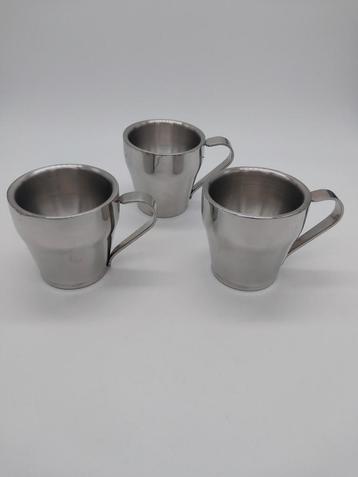 3 roestvrijstalen kopjes voor espresso beschikbaar voor biedingen