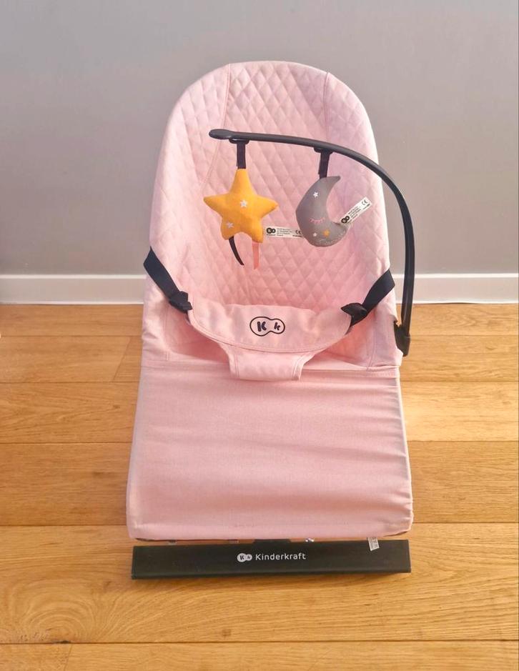 Baby roze Wipstoeltje opvouwbaar kinderkraft, Kinderen en Baby's, Wipstoeltjes, Zo goed als nieuw, Wipstoel, Met gordel(s) of riempje(s)